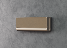 Indlæs billede til gallerivisning ELL Front Golden • inklusiv standardmontering